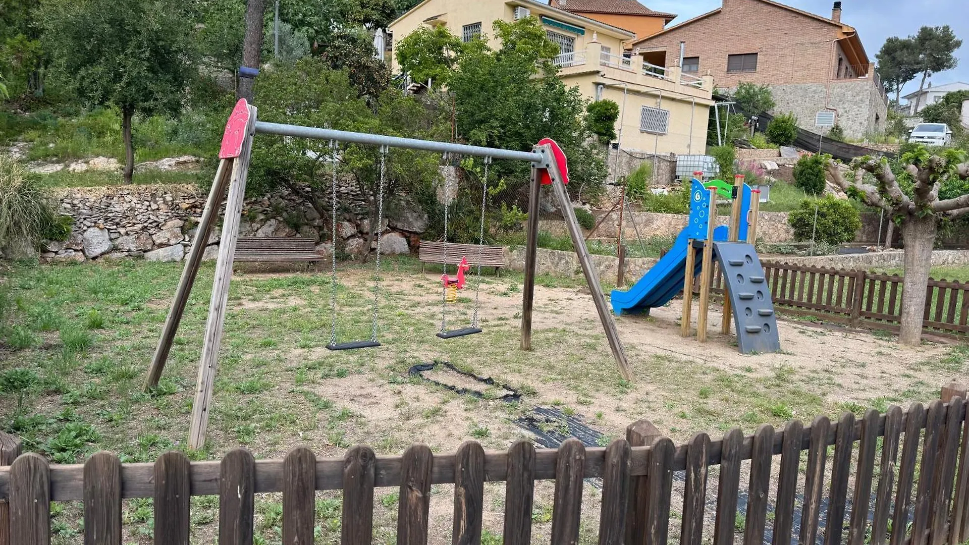 Chalet Villa Maria Mercedes Olesa de Bonesvalls